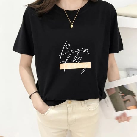 フロントレター Tシャツ 2色展開