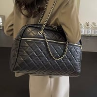 ビッグキルティングバッグ 2色展開