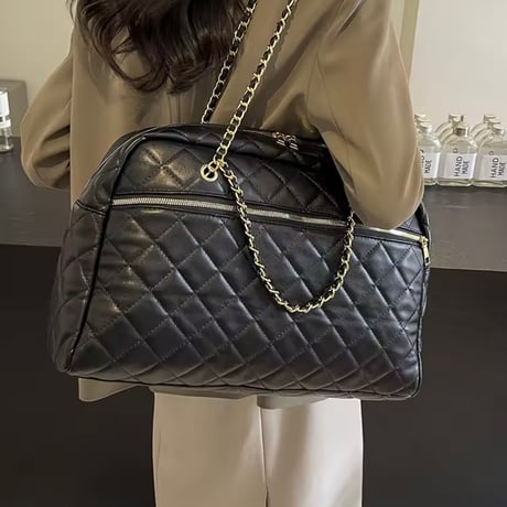 ビッグキルティングバッグ 2色展開