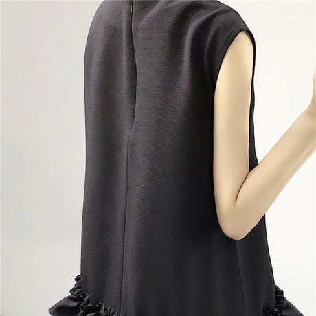 フリルトリム ノースリーブワンピース 2色展開