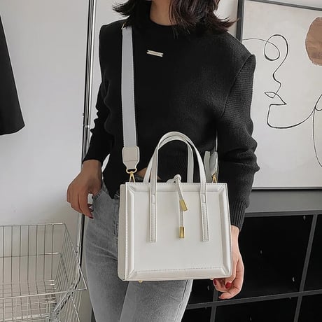 ストラップ レザースクエアバッグ 9色展開