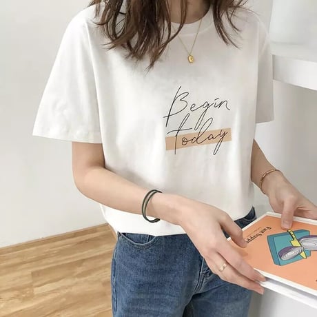 フロントレター Tシャツ 2色展開