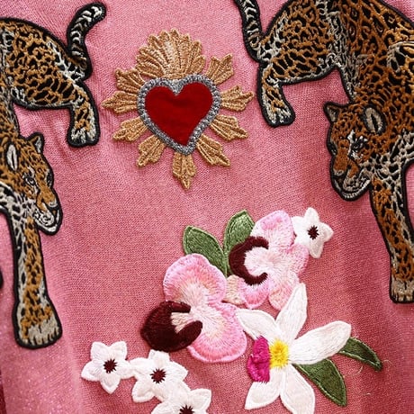 【Pink Lサイズ即納】フリルチーターワッペンニット 2色展開