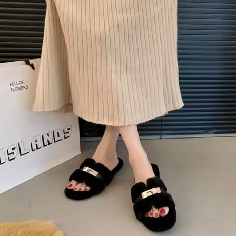 バックルファースリッパ 4色展開
