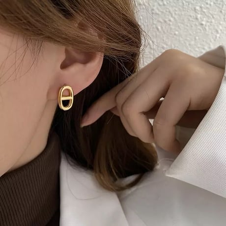 シンプルモチーフ ピアス 2色展開