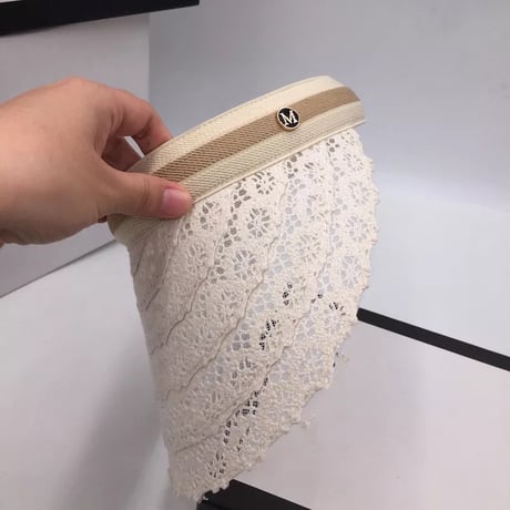 レースサンバイザー 2色展開