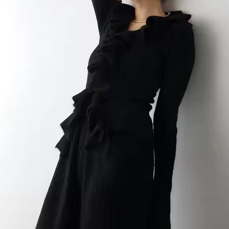 フリルニットセットアップ 4色展開