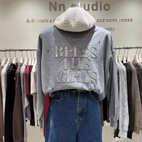 チェックホールビジューロゴトップス 2色展開
