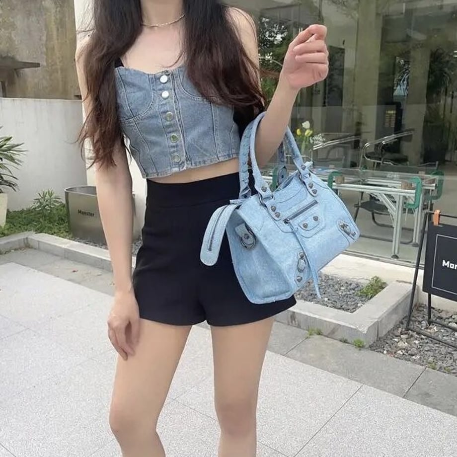 6460af7dcd92fe1c867ac716