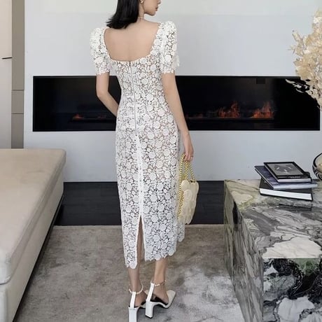 バックオープン ヴィンテージフラワーワンピース