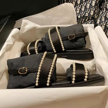 ダブルパールバンド フラットサンダル 2色展開
