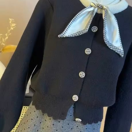 スカーフスカラップカーディガン 2色展開