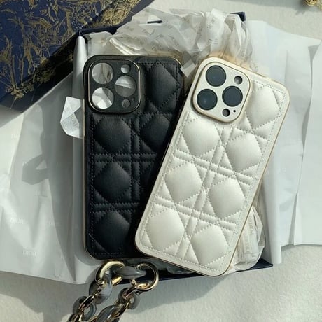 ゴールドエッジ キルティングiPhoneケース 2色展開