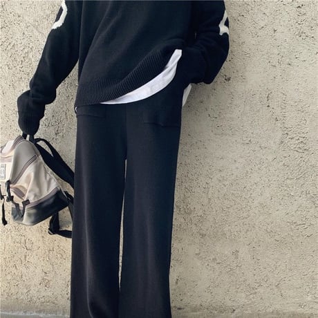 バックロゴ ニットセットアップ 2色展開
