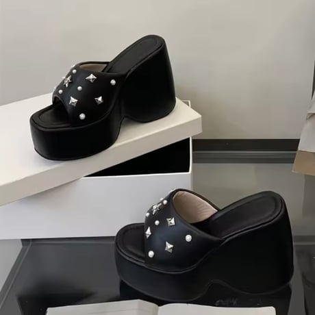 シルバースタッズハイソールサンダル 2色展開