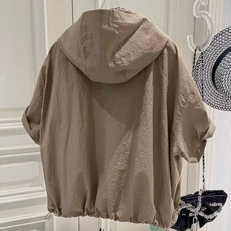 ナイロンハーフスリーブ ジャケット 2色展開
