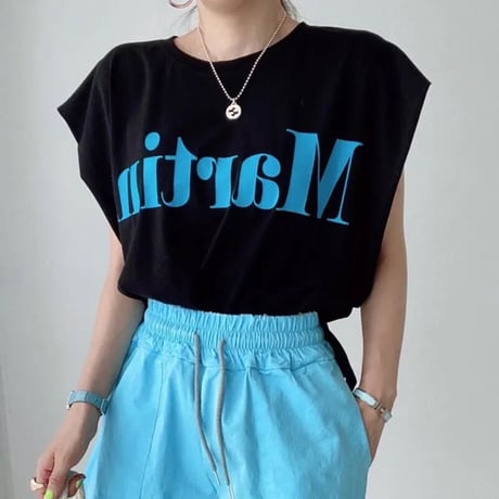 シンプルロゴ ラウンドネックTシャツ 3色展開