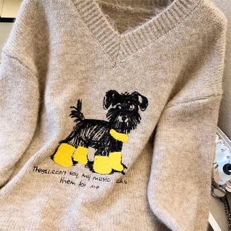 ドッグステッチVネックニット 3色展開