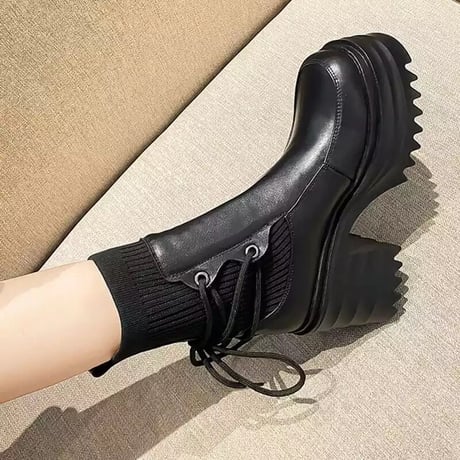 バックストラップ ハイソールショートブーツ 2色展開