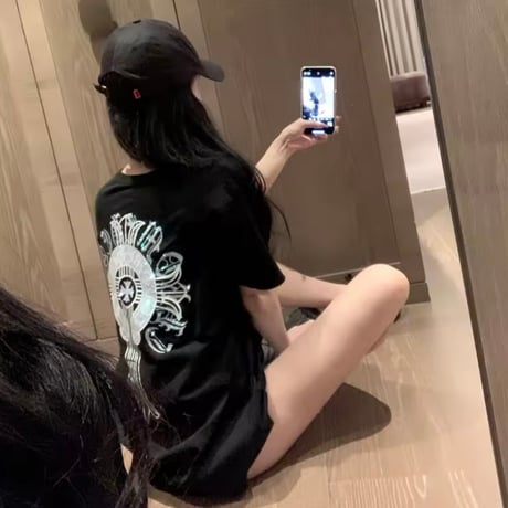 バックラインストーンクロスTシャツ 2色展開