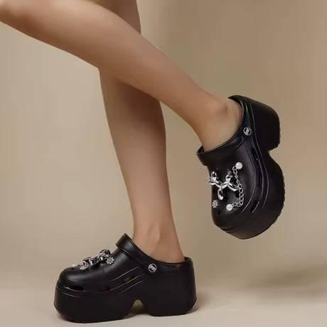 ハイソールチャームサンダル 4色展開