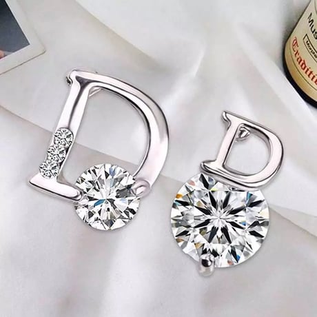 【Silver即納】Dモチーフ アシンメトリーピアス 2色展開