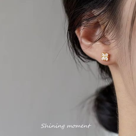 【Silver925】ミニフラワーピアス 2色展開