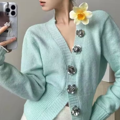 フラワーボタンカーディガン 2色展開