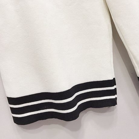Vネックストライプライン セットアップ 2色展開