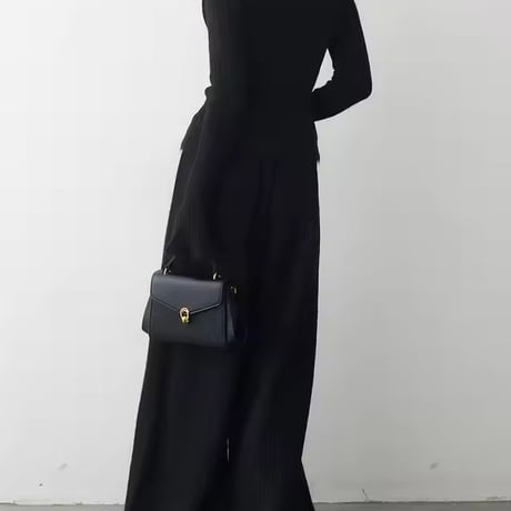 フリルニットセットアップ 4色展開