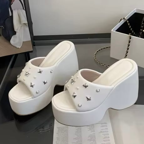 シルバースタッズハイソールサンダル 2色展開