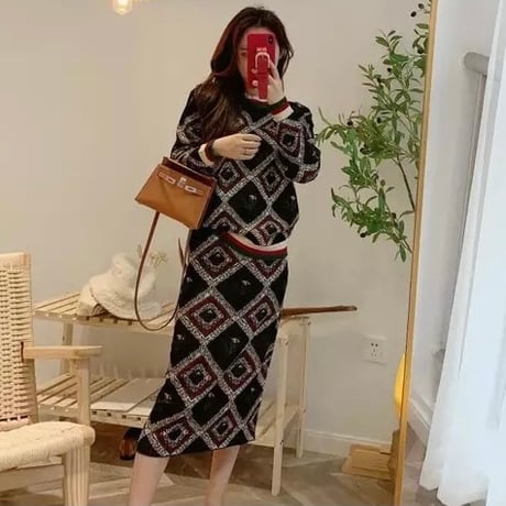モダンスクエアデザイン セットアップ 2色展開