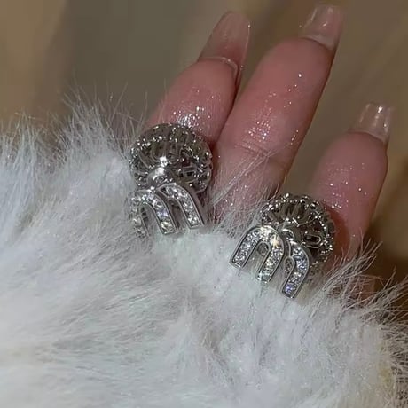 シルバーロゴボールピアス