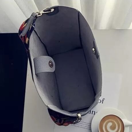 カラフルストラップ バケットバッグ 2色展開