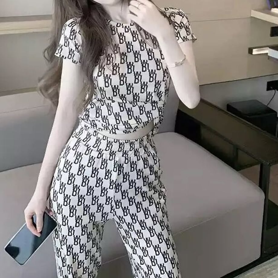 62b449929a70622fd370126d