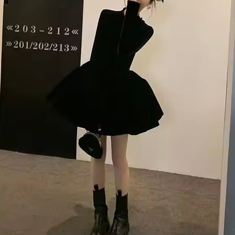 ベロアフレアワンピース