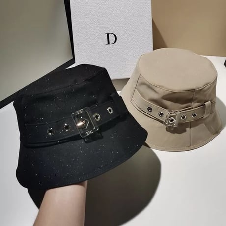 ベルトモチーフ ラメバケットハット 2色展開