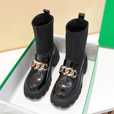 ゴールドバックルソックスブーツ