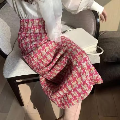 ピンクツイードスカート