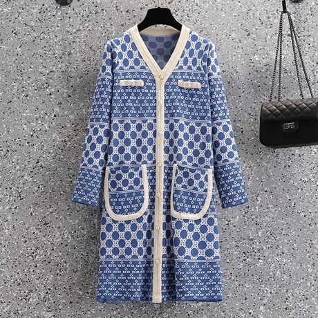ハイデザイン パールボタンニットワンピース 2色展開