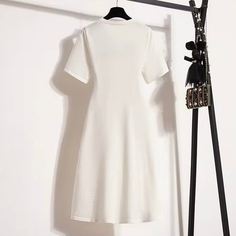 ハートスリットタイガーワンピース 2色展開
