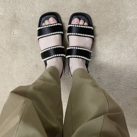 ダブルパールバンド フラットサンダル 2色展開