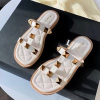 ローマスタッズサンダル 2色展開