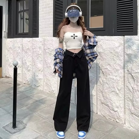 ハイウエストブラックデニムパンツ
