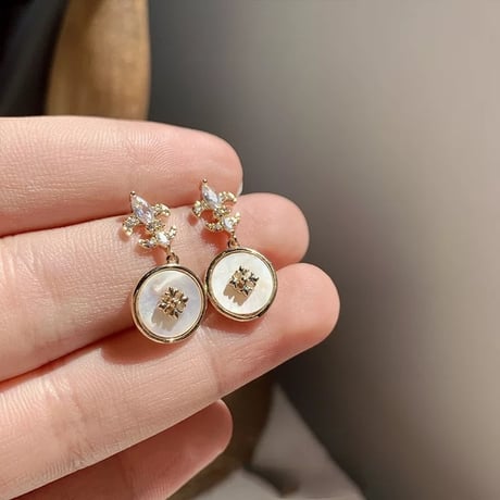 ゴールドサークルシェルピアス