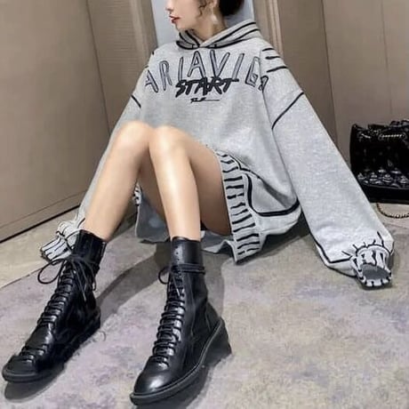 モノクロレタリング ルーズパーカー 3色展開