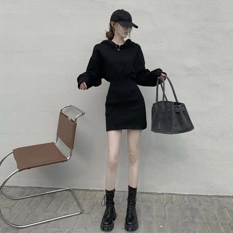 ブラックフーディ タイトスウェットワンピース