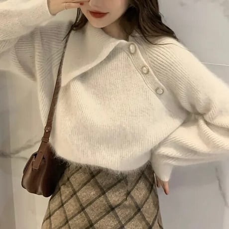 フラップカラー モヘアニット 2色展開