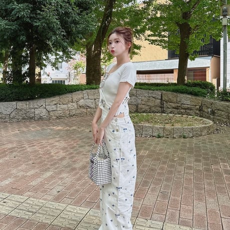ブルーフラワー オールインワン