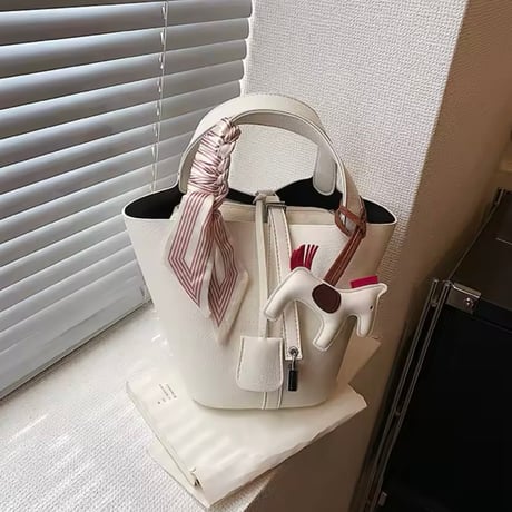 ホーススカーフレザーバッグ 5色展開